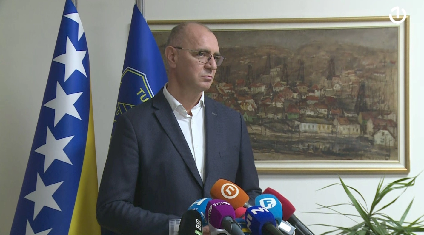 Lugavić i Nikšić nakon tragedije u Domu penzionera: Prioritet zbrinjavanje štićenika i sistemska podrška